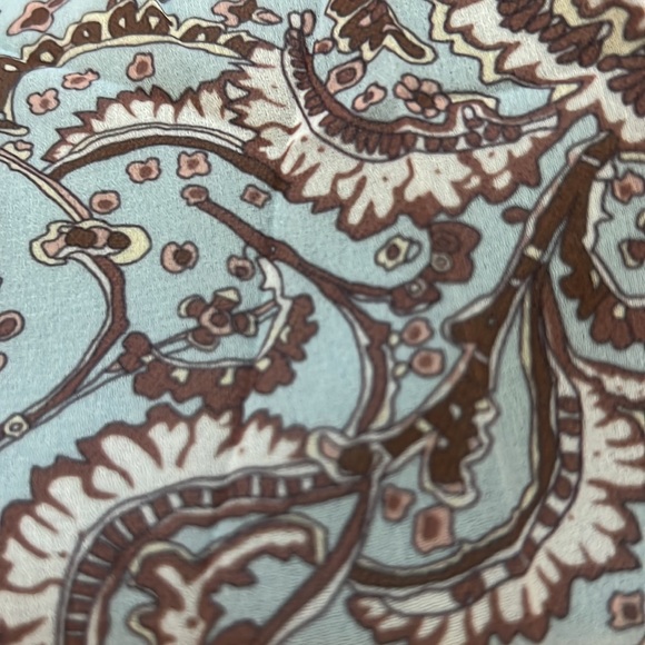 Light Blue Jeans Paisley Polyester Print on side of the Wide Leg Size: XS - Picture 8 of 10